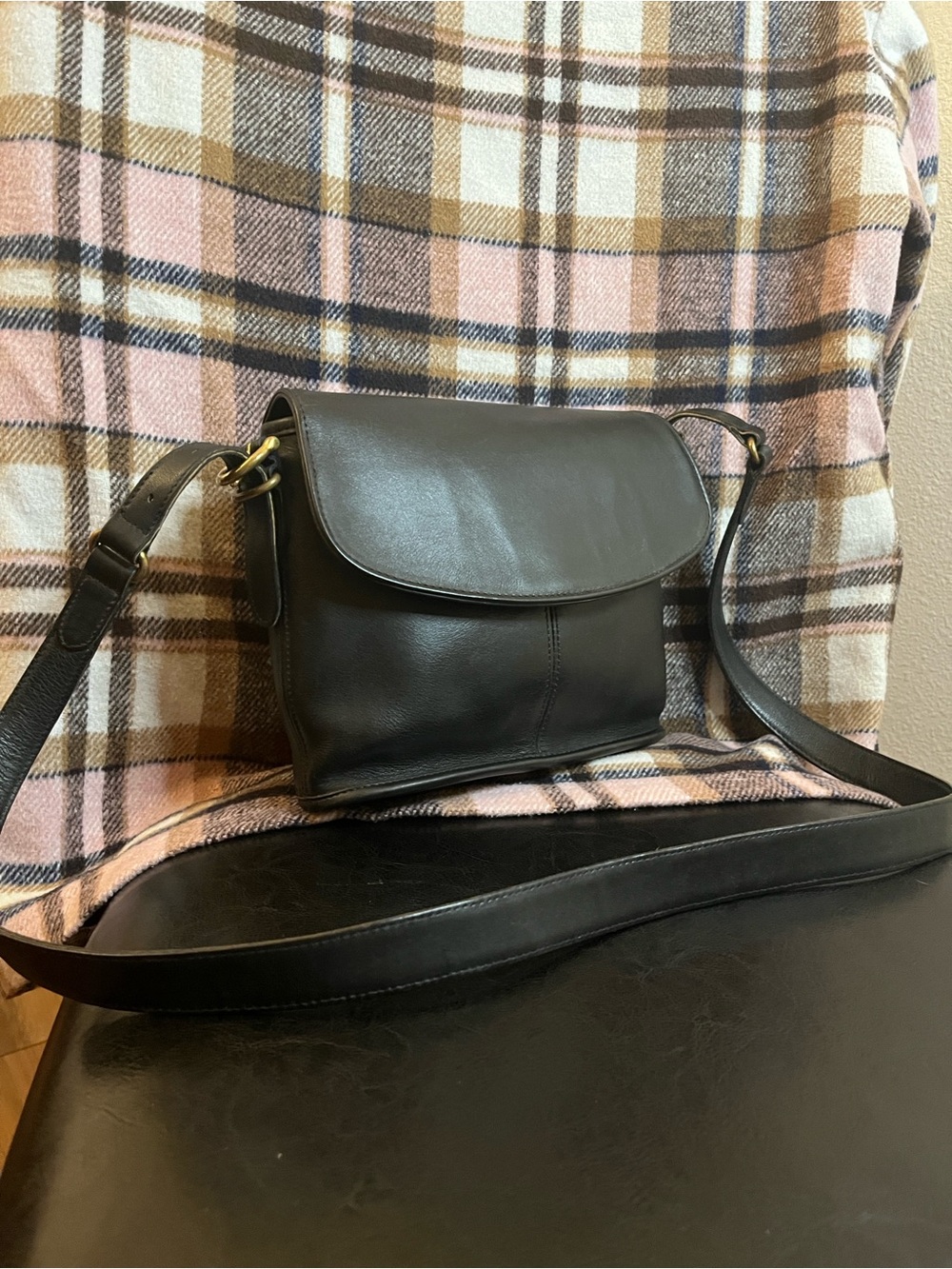 Vintage Black Coach Equestrian style 9807 Crossbody Bag